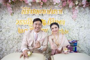 ชุดไทยเจ้าสาว ชุดไทยจักรพรรดิ์ เช่าที่แบมบี้ เวดดิ้ง ห้วยขวาง